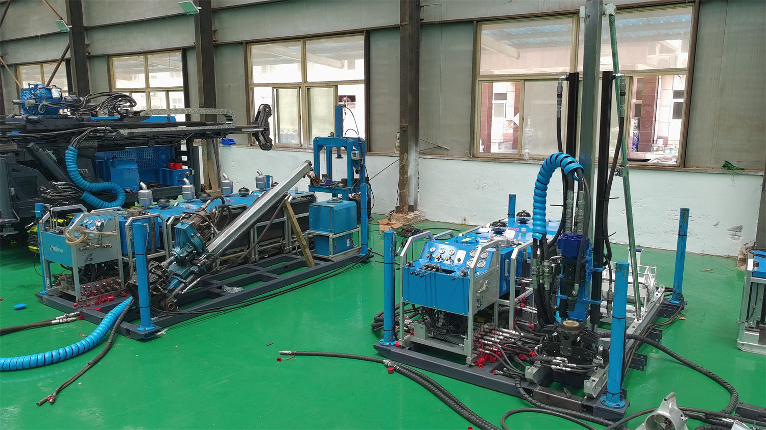 Nilai putaran 1250 rpm dalam pengambilan inti lubang dalam membatasi apa