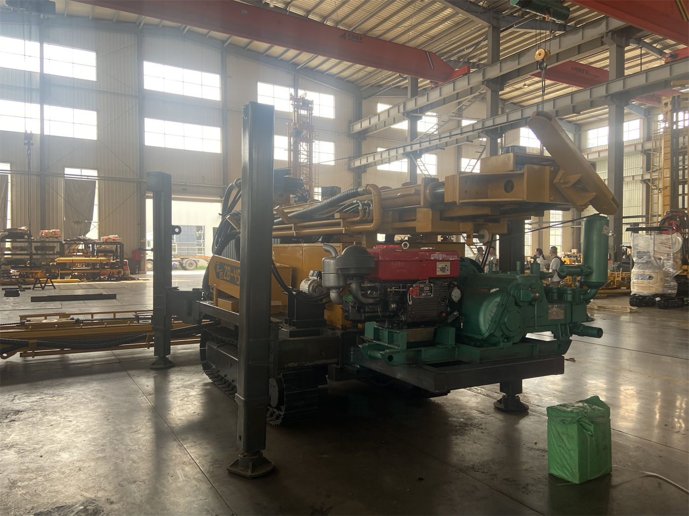 Membeli Rig Bor Sumur Air Menara Teleskopik WR400S 400 Meter: Apa Artinya Dukungan Operasi Langsung Casing 6 Meter bagi Proses Penyelesaian Sumur dan Pengaturan Relokasi?