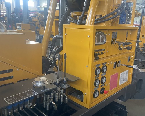 Membeli Rig Bor Sumur Air Roda Crawler WR400QS 400 Meter: Bagaimana Memverifikasi Gaya Angkat 22T da