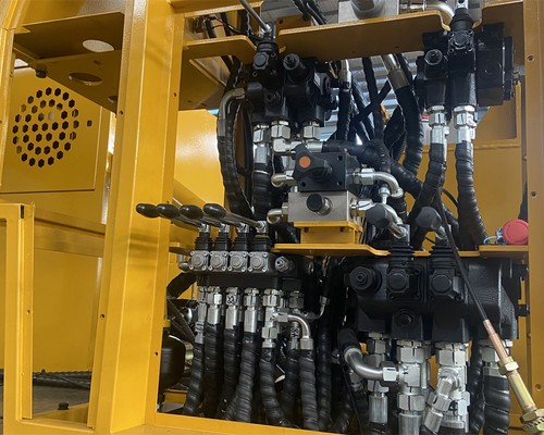Diesel-Listrik Ganda sebagai Adaptasi Kondisi Energi di Proyek Lubang Dalam